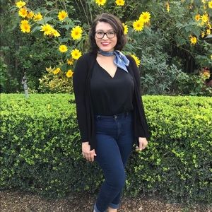 Meet your Posher, Perla